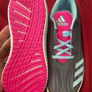 Brand new, never worn tennis shoes.